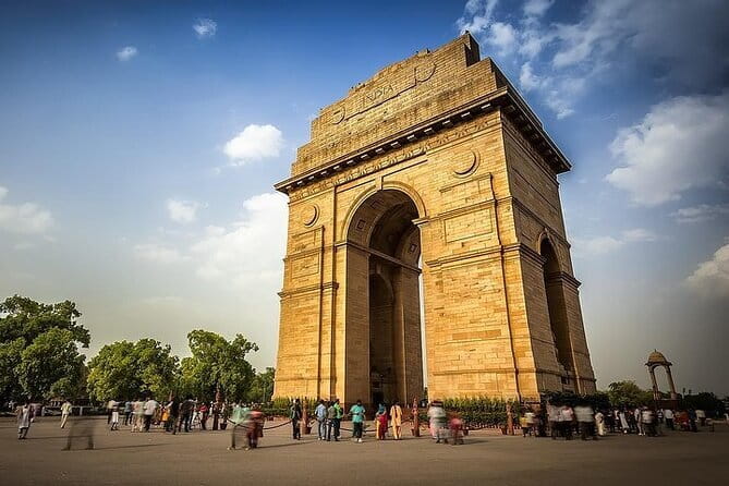 Old Delhi Spice Market and Temple Tour - Fatehpuri Mosque and the Red Fort exterior: Mughal-era power in sandstone