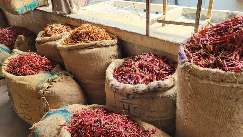 Old Delhi: Spices, Heritage and Bazaars Walking Tour - Key points worth knowing