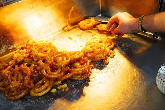 Old Delhi Street Food and Spice Market Tour - Chandni Chowk food tasting: what you’ll actually taste (and why it works)