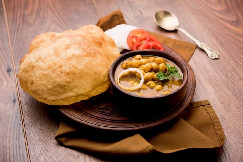 Old Delhi: Tour of Street Cuisine - Jama Masjid Area Walk: Where the Tour Turns Scenic