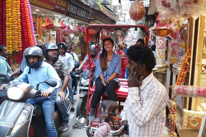 Old Delhi Tour with Tuk-Tuk/Rickshaw Ride - How this Old Delhi tour actually works (and why it feels easier)