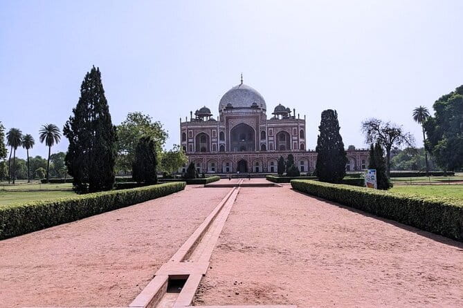 Old & New Delhi City Private Tour - Half Day or Full Day Options - Why a private Old and New Delhi route works so well