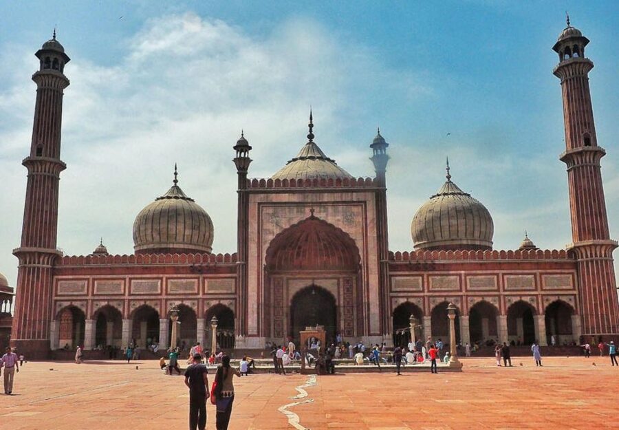 Old & New Delhi Culture & Architecture City Private Tour - Jama Masjid: Mughal Power, Big Photo Angles, and One of India’s Largest Mosques