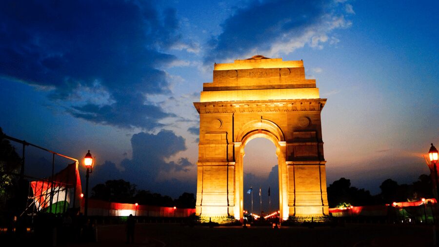 Old & New Delhi Guided City Tour: Half or Full Day Available - Starting clean: pickup across Delhi and a driver who knows the streets