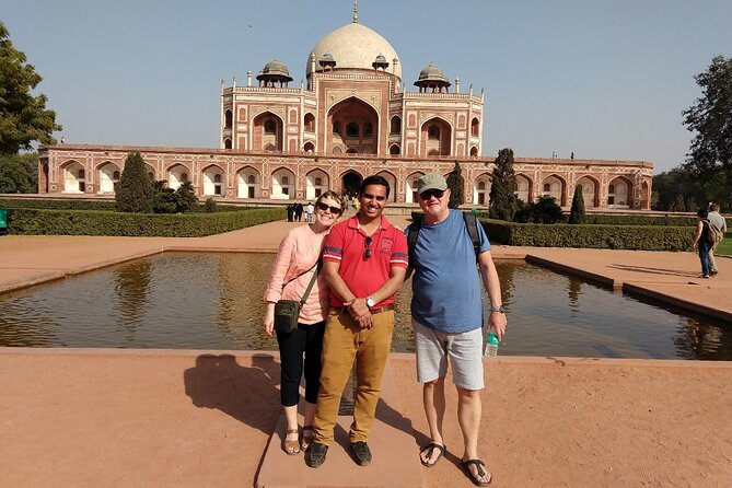Old & New Delhi Private Guided Tour by Car with Options - Red Fort (and the Monday swap): Mughal grandeur in one silhouette