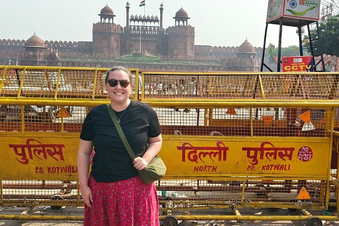 Old & New Delhi Private Tour - Female Guide & Rickshaw - Connaught Place: souvenirs and errands with time to breathe