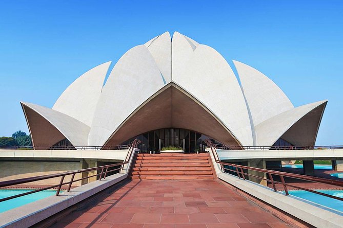 One Day Private Delhi Sightseeing Tour by Car - A Fast Way to See Old and New Delhi Without Getting Lost