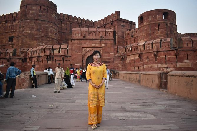 Overnight Agra/Taj Mahal Tour & Fatehpur Sikri Tour - Agra Fort: the 1-hour stop that shouldn’t be rushed