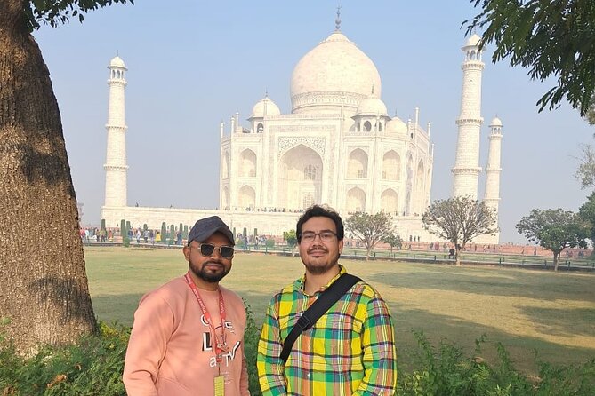Overnight Agra/Taj Mahal Tour & Fatehpur Sikri Tour - Hotel and guide style: what private really means here