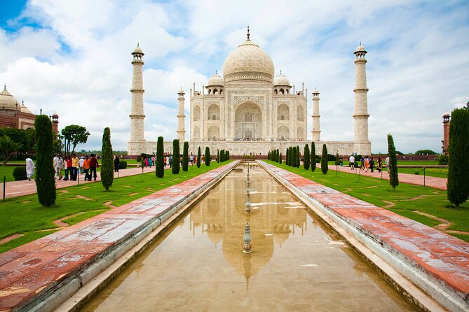 Overnight Agra/Taj Mahal Tour & Fatehpur Sikri Tour - Taj Mahal fast-track: what you’re actually buying with this ticket