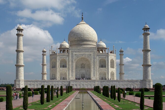 Overnight Agra Visit - Taj Mahal on Day Two: timing, entry tickets, and the visit flow