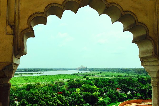 Overnight Sunset & Sunrise Taj Mahal Trip from Delhi includes,Hotel,Guide & Car - Local guide in Agra: where the day gains meaning
