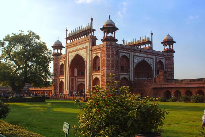 Overnight Taj Mahal Tour From Delhi By Car - Fatehpur Sikri: The 16th-Century Capital You Can Still Walk
