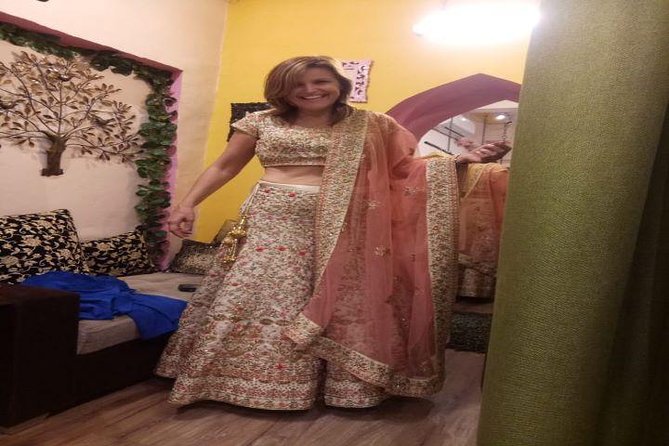 Personalized Old & New Delhi Markets & Shopping Tour - Kinari Bazar: wholesale borders that matter for events