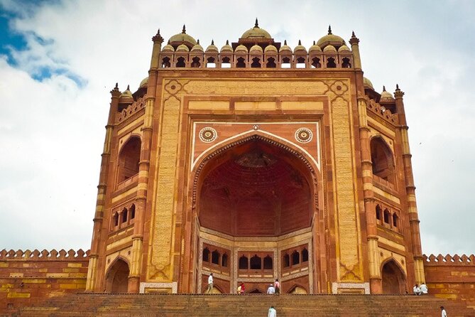 Private 3 Day Golden Triangle Delhi Agra Jaipur Tour From Delhi - Day 3 in Jaipur: Amber, forts, and the Old City skyline