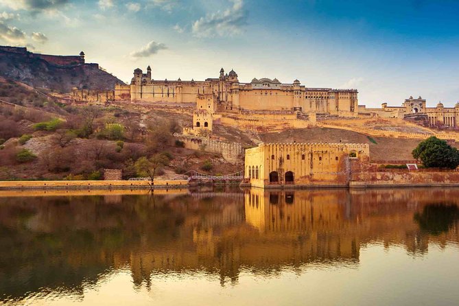 Private 4-Day Golden Triangle Tour from New Delhi - Day 1 in Agra: Agra Fort plus a sunset Taj Mahal