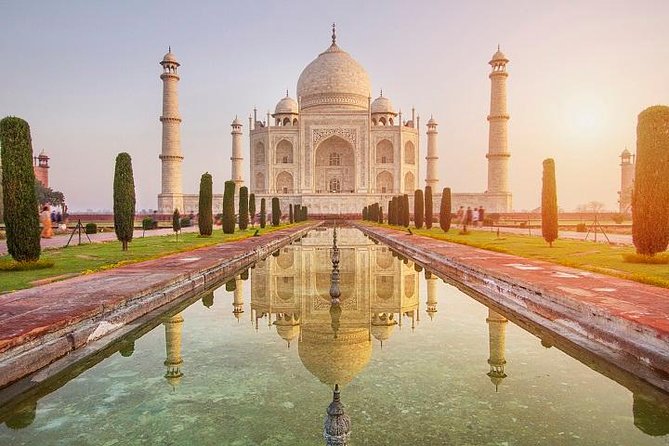 Private 4 Days Luxury Golden Triangle Delhi-Agra-Jaipur Tour with Accommodation - Sunrise Taj Mahal: the best kind of dramatic