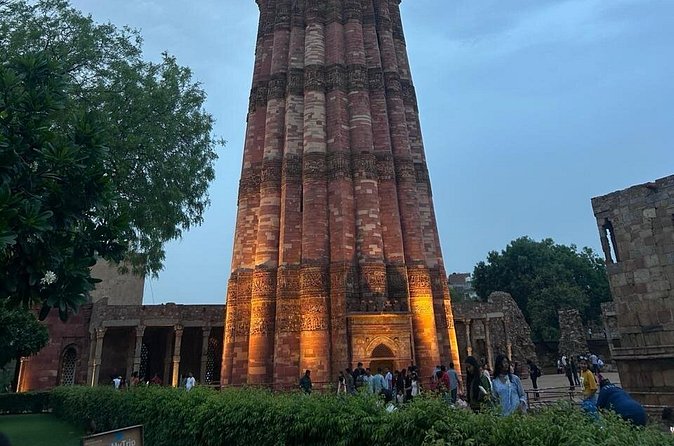 Private 5-Day Golden Triangle Tour: Delhi, Agra & Jaipur by Car - Day 3: Sunrise Taj Mahal with ticketing handled