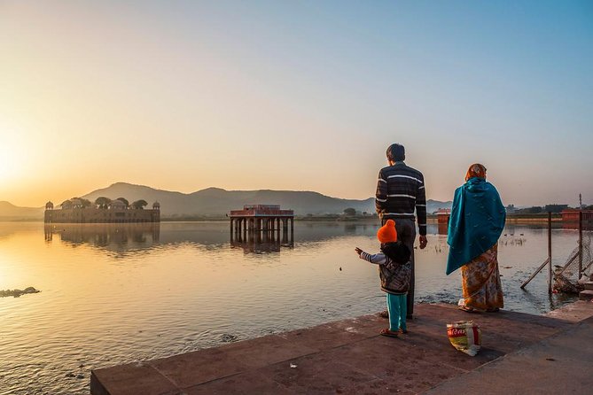 Private 6-Days Luxury Golden Triangle Delhi-Agra-Jaipur Tour - The Comfort Factor: Private Toyota Innova, Pickup, and Less Hassle