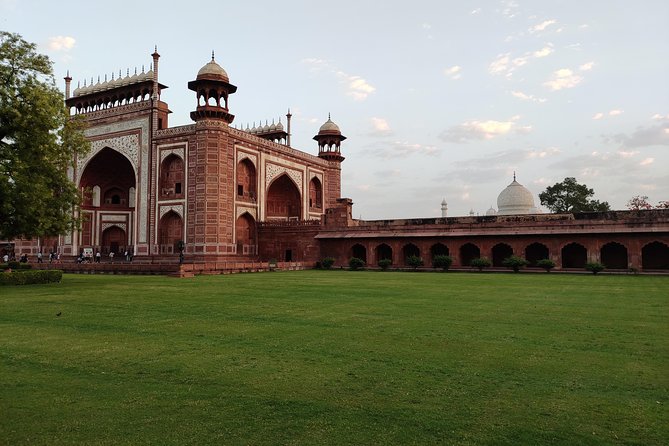 Private Agra Day Trip Taj Mahal Sunrise Tour From Delhi - Getting from Delhi: early pickup, long hours, and how to plan for it