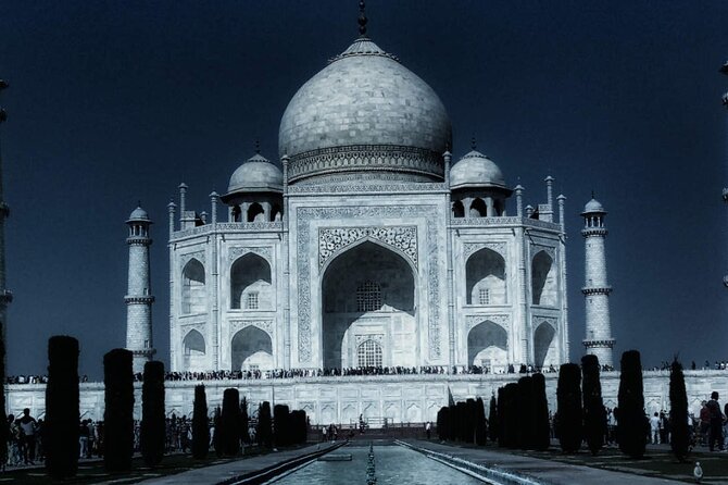 Private Agra Overnight Tour With Four Star Hotel Accommodation - Day 2 morning Taj Mahal: breakfast, a timed fort visit, and craft time
