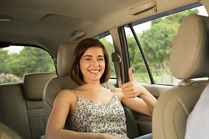 Private Airport Transfer Arrival from Delhi Airport to Your Hotel - Getting Oriented in Transit: What the Highlights Help You With