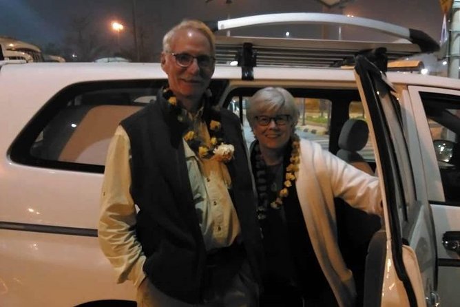 Private Airport Transfer - DEL Airport to Hotel OR Hotel to DEL Airport - Inside the car: air-conditioning, space up to 11, and luggage rules