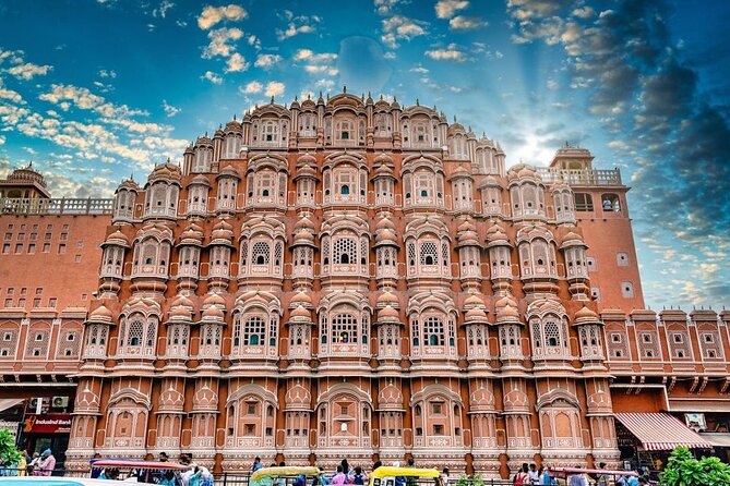 Private Amer Fort and Jaipur City Tour from Delhi By Car - Amber Fort (Amer Palace): UNESCO views, Hindu artistry, and practical walking time