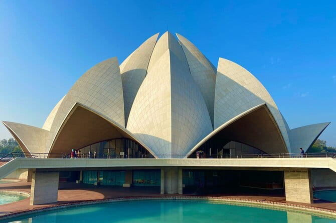 Private Customized Tour Of Old/New Delhi Spiritual Sites - How a private 6–7 hour Delhi spirituality loop saves your time