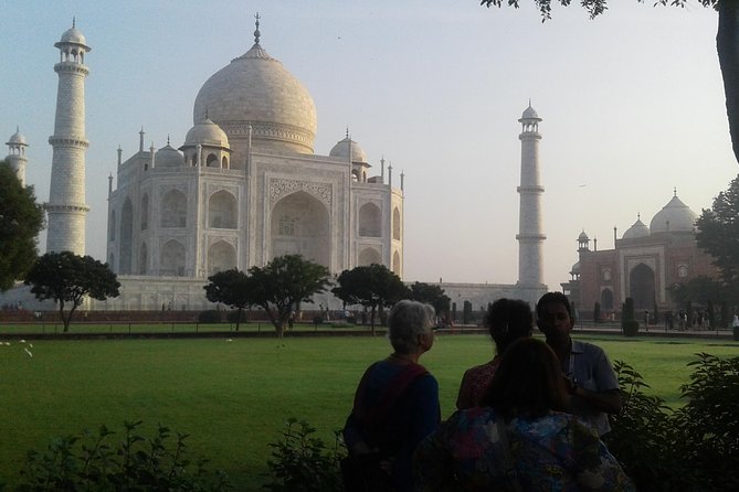 Private Day Tour of Taj Mahal-Agra Fort from Delhi All Inclusive - Taj Mahal first: what you’ll see and why that order helps