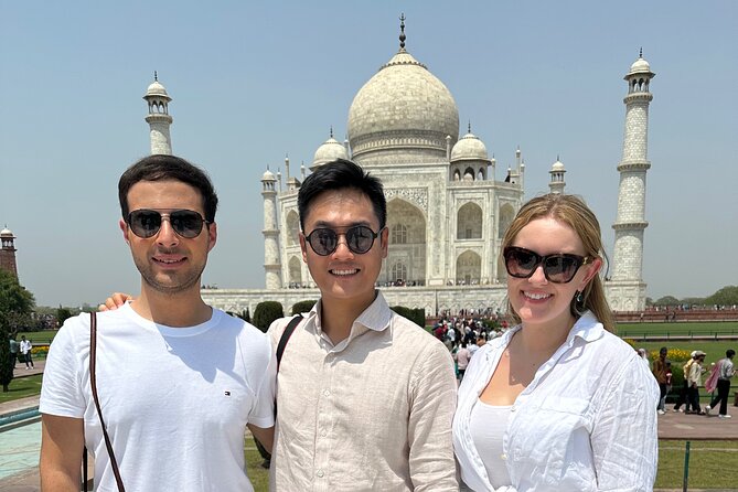 Private Day Tour to Taj Mahal and Agra fort from Delhi - Agra Fort at noon: Mughal power in red sandstone