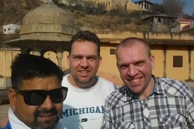 Private Delhi Agra Jaipur Golden Triangle Tour - Day 2 in Jaipur: Amber Palace, Jaigarh Fort Walk, Jal Mahal Views, and Hawa Mahal Windows