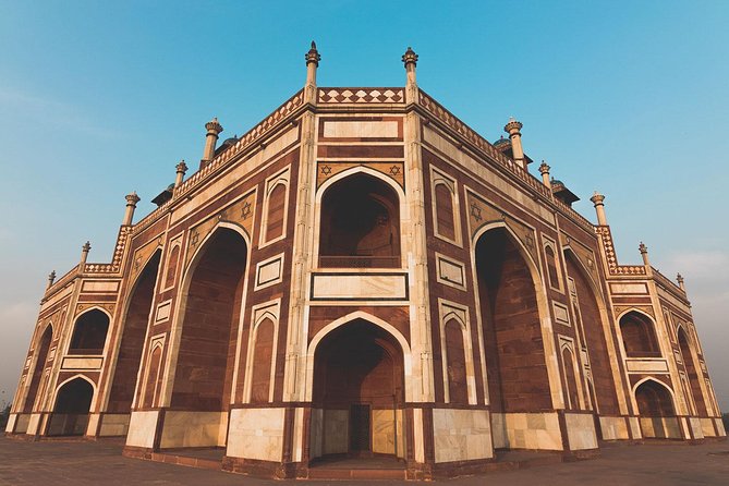 Private Delhi City Tour Including New Delhi and Old Delhi - Qutub Minar: the landmark that just keeps getting bigger