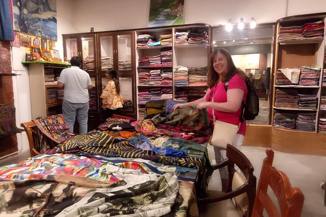 Private Delhi Shopping Tour with Female Expert - Comfort, food, and the part you might forget to plan: street snacks