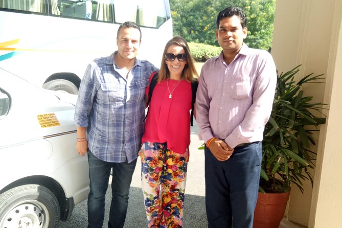 Private Delhi Tour: Full Day Tour of Delhi with Pickup & Drop off - Why a private loop through Old and New Delhi works