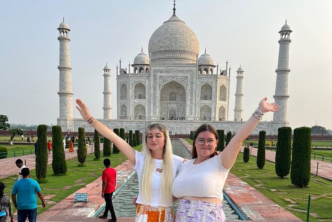Private Full-Day Agra and Taj Mahal Tour by High-Speed Train with Meals - Private guides: the difference between seeing and understanding