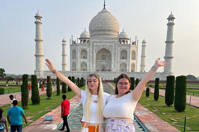 Private Full-Day Agra and Taj Mahal Tour by High-Speed Train with Meals - Practical tips for a smooth 11–12 hour monument day