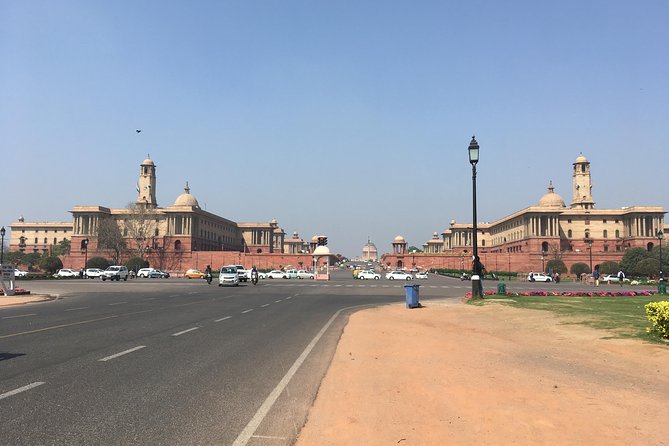 Private Full Day Delhi Tour -Old and New Delhi Highlights - A first-time Delhi route that stays human-sized