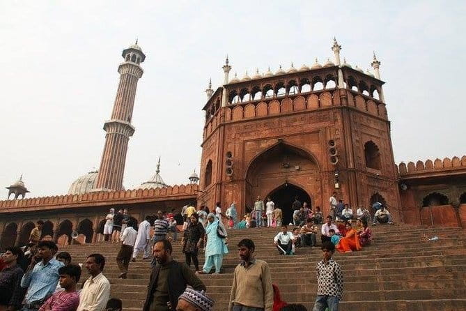 Private Full-Day Old Delhi and New Delhi City Tour - Getting picked up: the real value of a private AC car