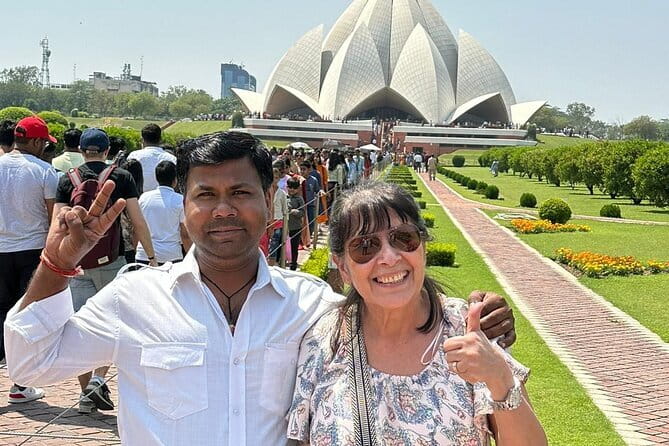 Private Full-Day Old Delhi and New Delhi City Tour - India Gate: the short memorial stop that still lands