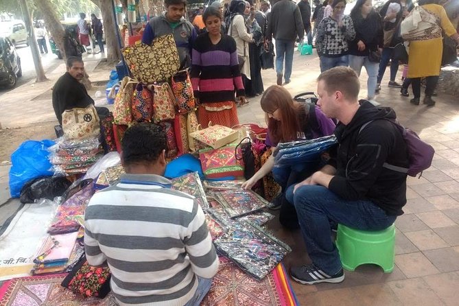 Private Full - Day Shopping Tour in Delhi - Stop 4: Dilli Haat for crafts, carpets, shawls, and fabric-by-the-meter choices