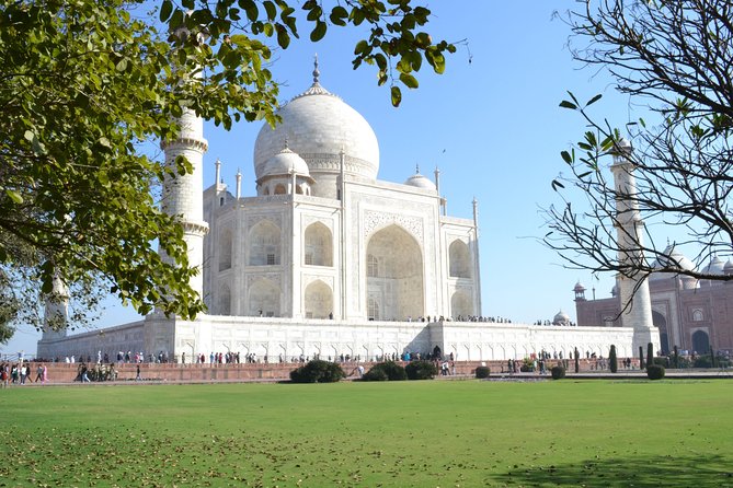 Private Full Day Tour Agra With Taj Mahal - Private Transport From Delhi: 205 Km With a Driver Handling It