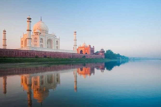 Private Full-Day Tour by Train to Taj Mahal from Delhi - Agra Fort: history you can feel because it is not just one building