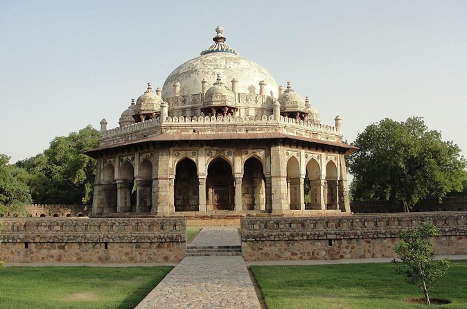 Private Full Day Tour of Old and New Delhi - Price and Logistics: What $16 Buys You (And What Might Cost Extra)