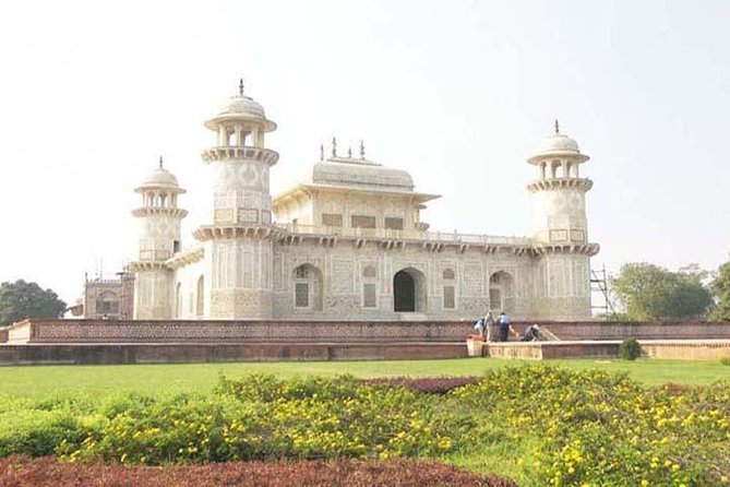 Private Golden Triangle Tour With Jodhpur From Delhi - Day 3: the early Taj Mahal, then Agra Fort, then Fatehpur Sikri toward Jaipur