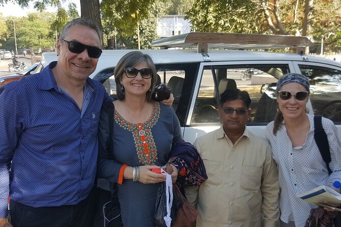 Private Guided Tour of Old and New Delhi - Chandni Chowk by Rickshaw: Spice Market Chaos You Can Actually Enjoy