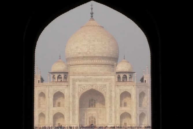 Private Guided Tour Tajmahal and Agra from New Delhi - Taj Mahal with a guide: what you’ll actually gain