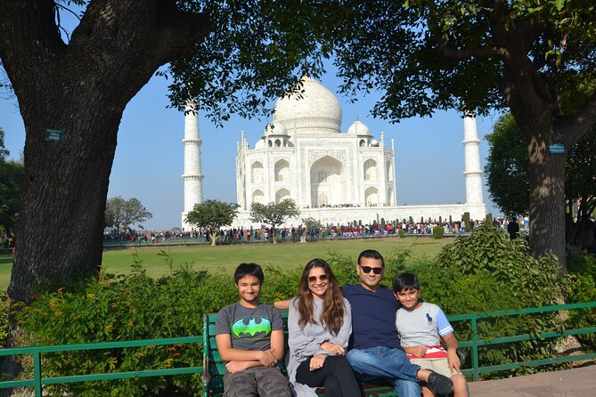 Private Guided Trip To Taj Mahal with Skip The Line Entry Ticket - A guided Taj Mahal visit: what you’ll actually get