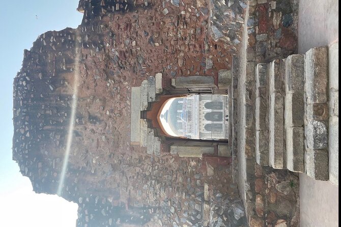 Private Half Day Delhi -City Tour including Entrance Fees - Guides and drivers: the difference between a tour and an experience