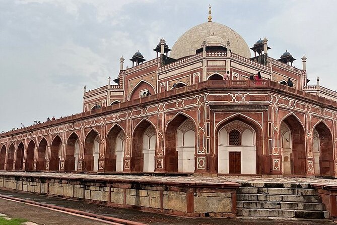 Private Half Day Delhi City Tour With Entrance Fees - What the guide and driver really add (beyond saying “we saw it”)